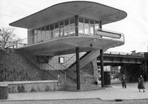 150122 Gezicht op het N.S.-station Arnhem Velperpoort te Arnhem.